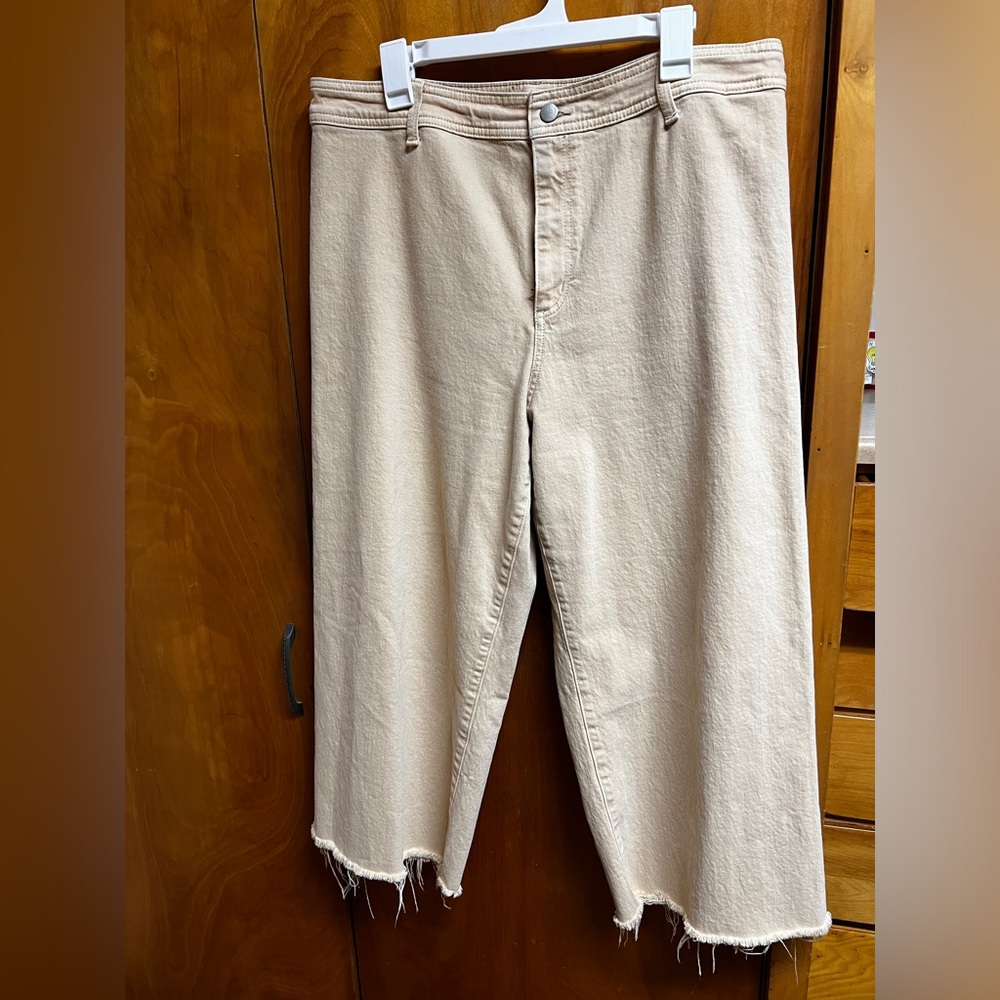 Universal Thread Tan Wide-Leg Pants